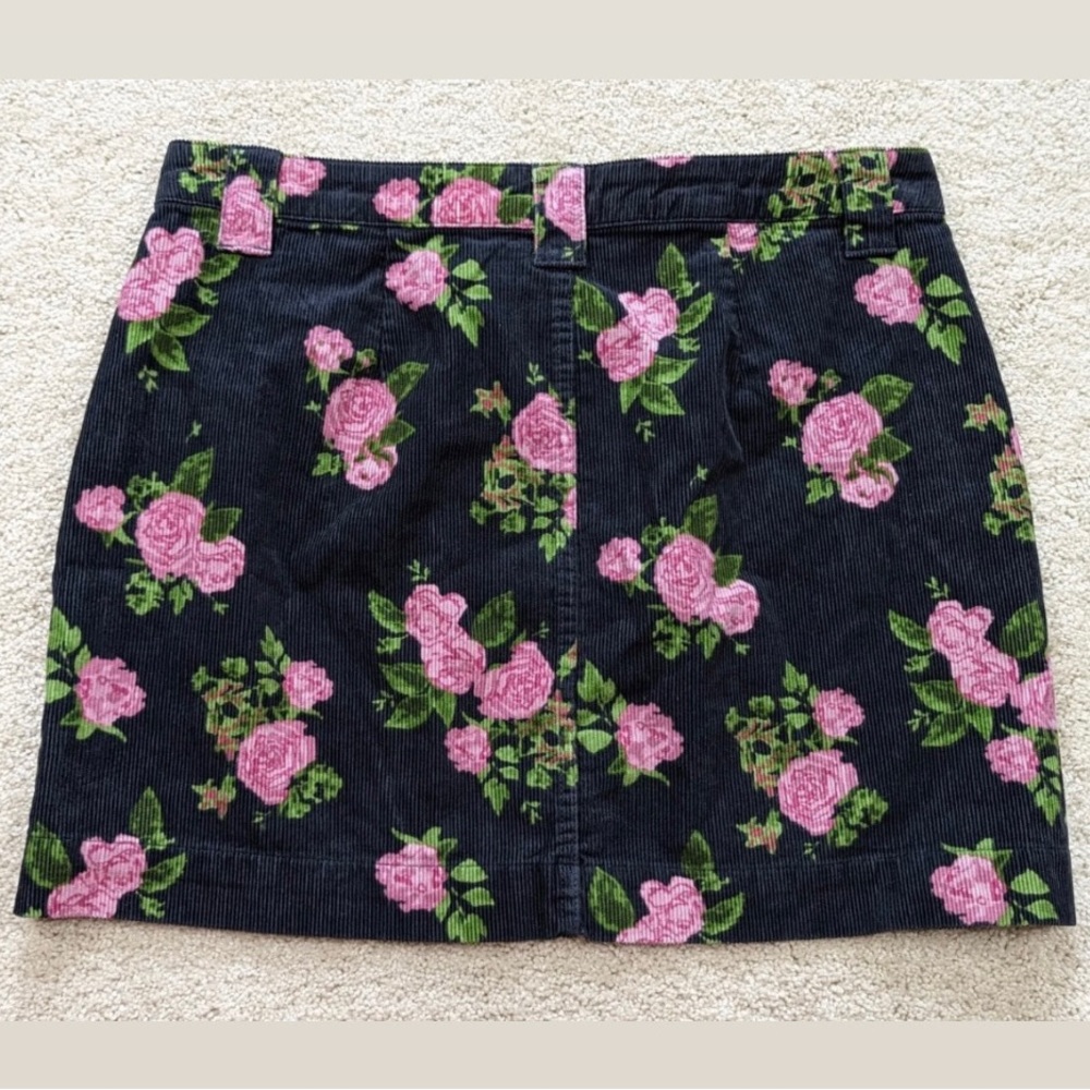 3for$20 FLORAL CORDUROY MINI SKIRT - Picture 3 of 3